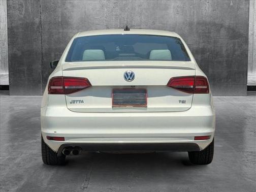 2016 Volkswagen Jetta 1.8T Sport