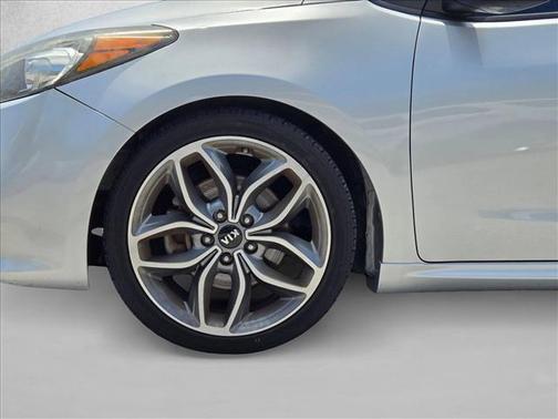 Silky Silver 2016 Kia Forte Koup SX