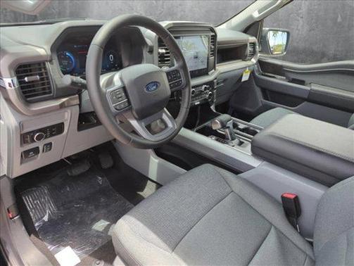 2025 Ford F-150 Lightning XLT