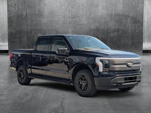 2025 Ford F-150 Lightning XLT