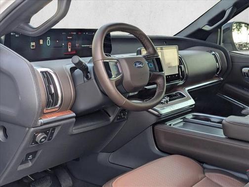 Oxford White 2026 Ford Expedition Max King Ranch