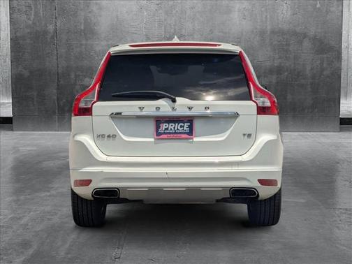 2016 Volvo XC60 T5 Drive-E Premier