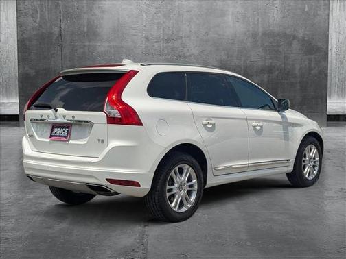 2016 Volvo XC60 T5 Drive-E Premier
