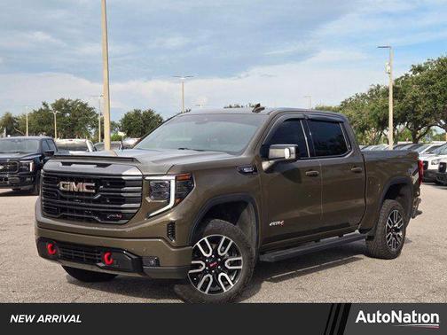 2023 GMC Sierra 1500 AT4