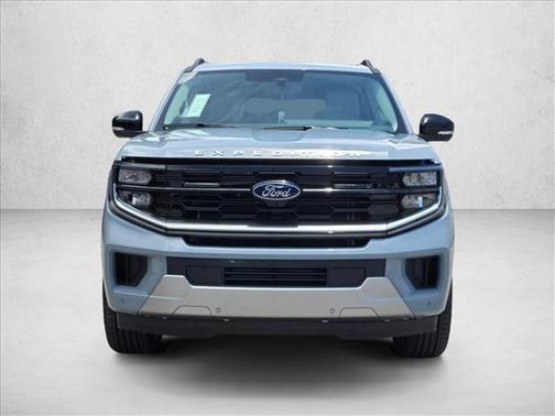 Glacier Gray Metallic Tri-Coat 2026 Ford Expedition Max Platinum