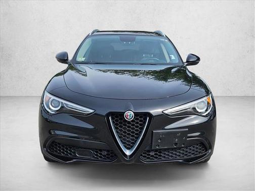 Vulcano Black Metallic 2019 Alfa Romeo Stelvio Base
