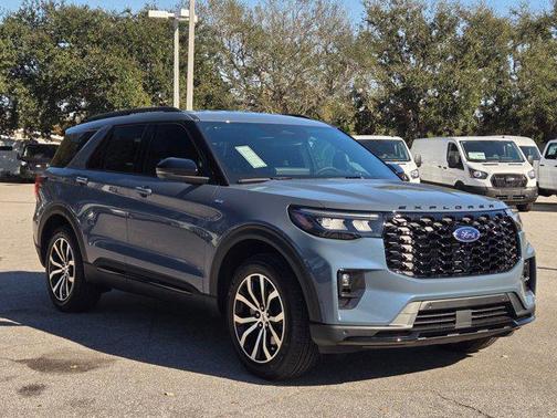2026 Ford Explorer ST-Line