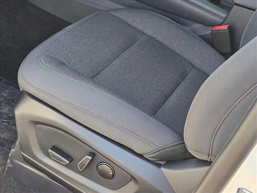 Space White Metallic 2026 Ford Explorer Active w/200A Pkg