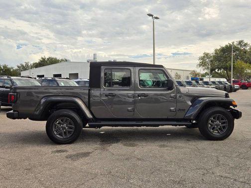 2024 Jeep Gladiator Sport S