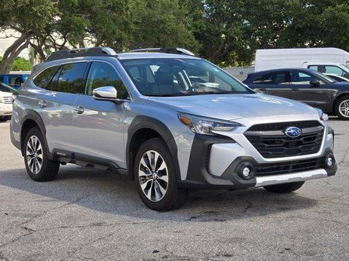 2025 Subaru Outback Touring