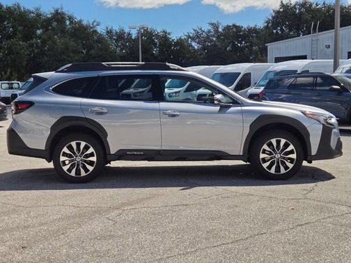 2025 Subaru Outback Touring