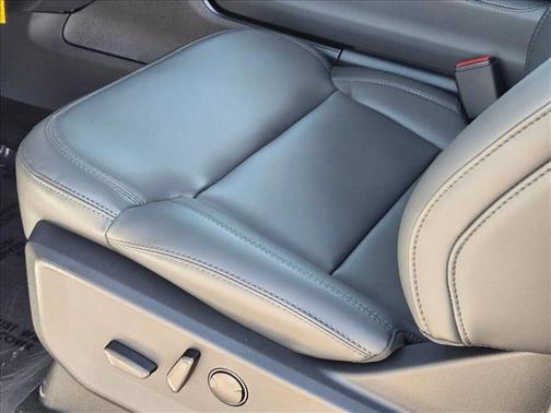 Space Silver Metallic 2026 Ford Expedition Active