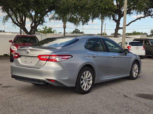2018 Toyota Camry LE