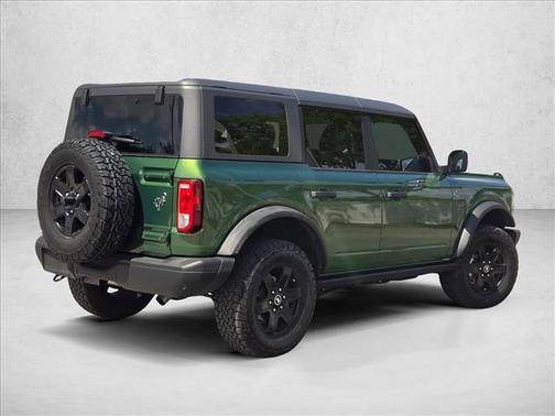 Eruption Green Metallic 2024 Ford Bronco Black Diamond