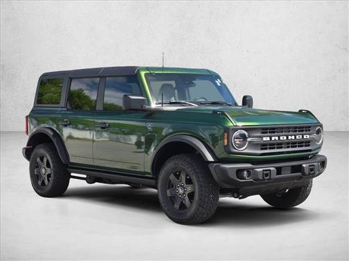Eruption Green Metallic 2024 Ford Bronco Black Diamond