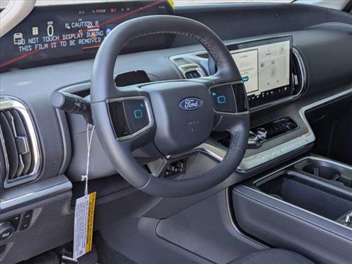 Space Silver Metallic 2026 Ford Expedition Platinum