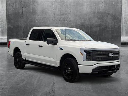 2025 Ford F-150 Lightning XLT