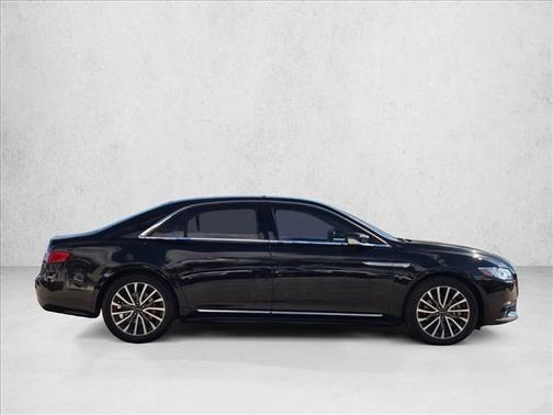 2018 Lincoln Continental Select