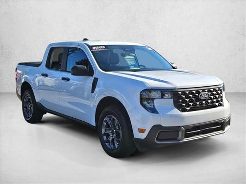 Oxford White 2025 Ford Maverick XLT