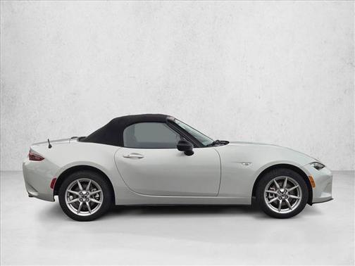 2017 Mazda MX-5 Miata Sport