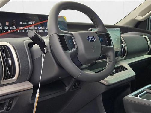 2025 Ford Expedition Max Active 4x2