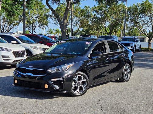 Aurora Black 2019 Kia Forte LXS
