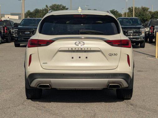 2019 INFINITI QX50 ESSENTIAL