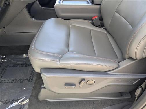 2025 Ford Expedition Max Active 4x2