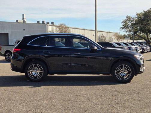 2024 Mercedes-Benz GLC 300 4MATIC