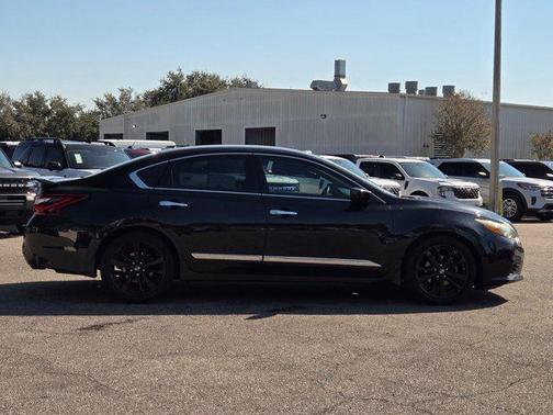 2017 Nissan Altima 2.5 SR