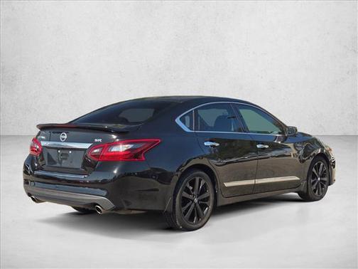 2017 Nissan Altima 2.5 SR