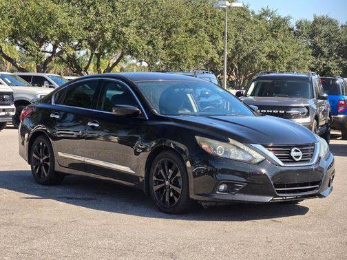 2017 Nissan Altima 2.5 SR