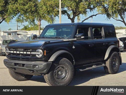 2024 Ford Bronco Outer Banks