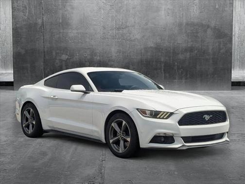 2016 Ford Mustang V6