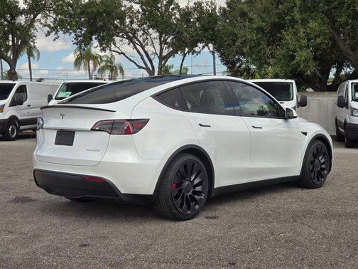 2022 Tesla Model Y Performance Dual Motor All-Wheel Drive