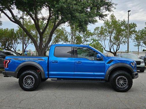 Velocity Blue Metallic 2019 Ford F-150 Raptor