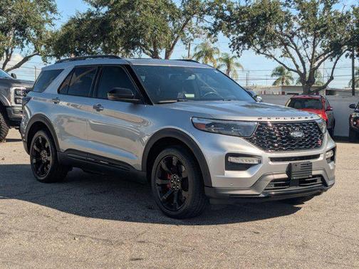 2020 Ford Explorer ST