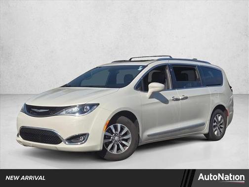 2020 Chrysler Pacifica Touring-L Plus