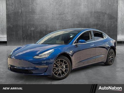 2020 Tesla Model 3 Standard Range Plus