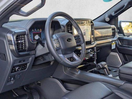 Avalanche 2026 Ford F-150 Lariat