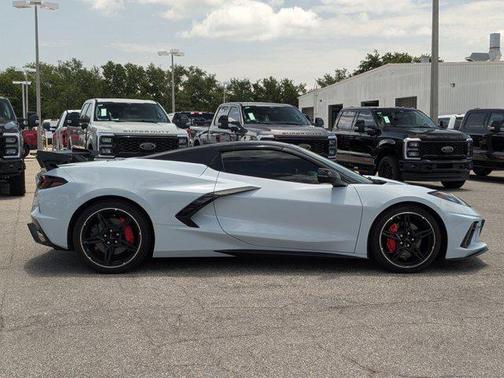 2021 Chevrolet Corvette Stingray w/2LT