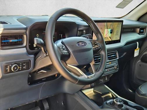 2026 Ford Maverick Lobo