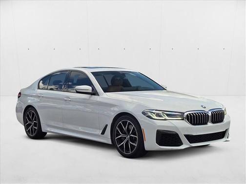 2021 BMW 540 540i