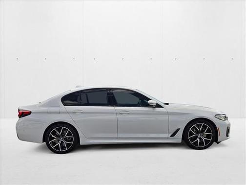 2021 BMW 540 540i