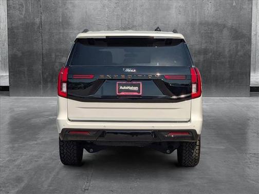 2025 Ford Expedition Tremor