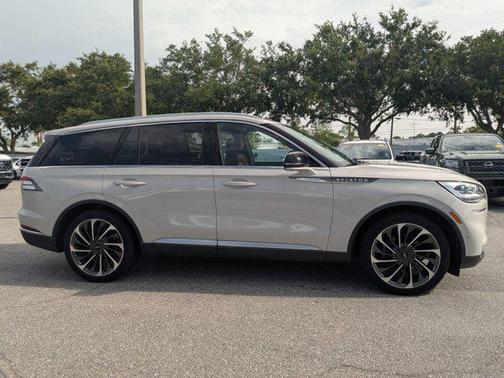 2020 Lincoln Aviator Reserve AWD