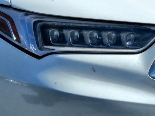Platinum White Pearl 2020 Acura TLX Technology
