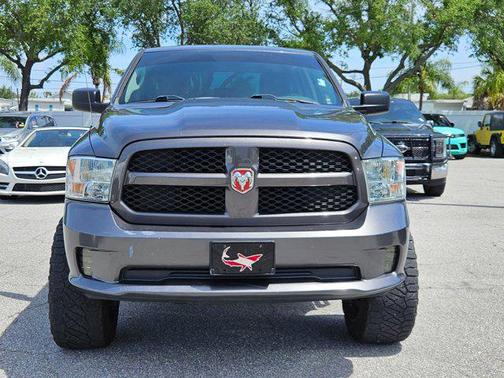 Granite Crystal Metallic Clearcoat 2018 RAM 1500 Express
