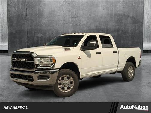 2024 RAM 2500 Tradesman Crew Cab 4x4 6'4' Box