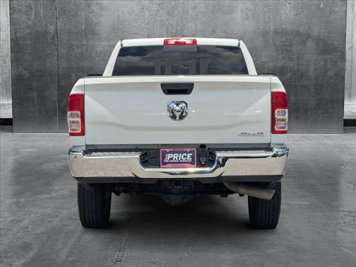 2024 RAM 2500 Tradesman Crew Cab 4x4 6'4' Box